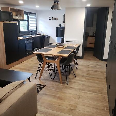 Cosy Apartment Coubron Luaran gambar